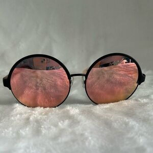 Matthew Williamson black frame sunglasses - MW15574